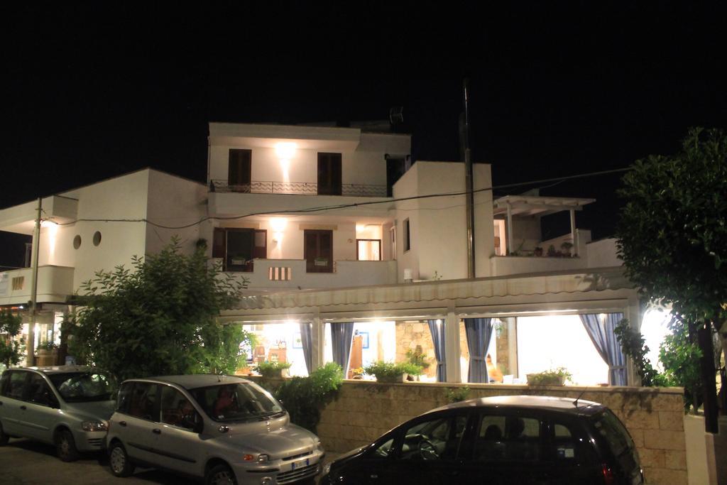 توري سان جيوفاني أوغينتو B&B Scoglio Di Pirro Climatizzato A 150 M Dalle Spiagge Salentine المظهر الخارجي الصورة